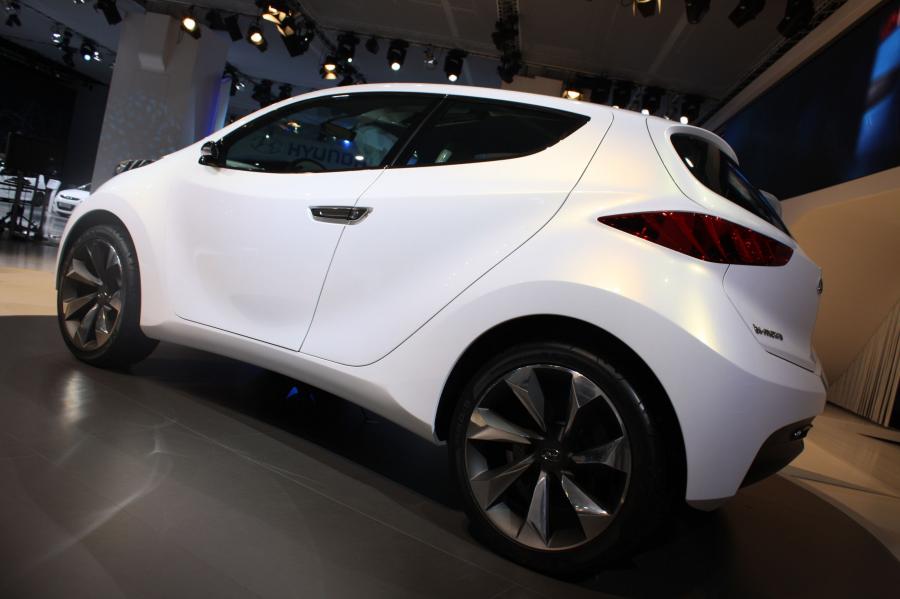  Hyundai ix-metro Concept 2009 года  (фото 7 из 54)